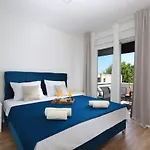 Bonaca With Terrace, Barbecue And Private Parking