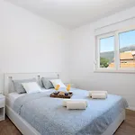 Bonaca With Terrace, Barbecue And Private Parking Kastela