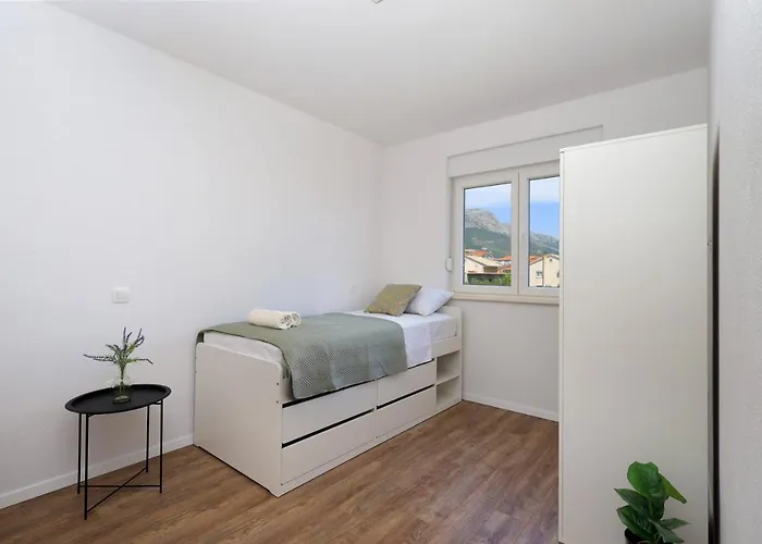 Bonaca With Terrace, Barbecue And Private Parking Apartmán Kaštela