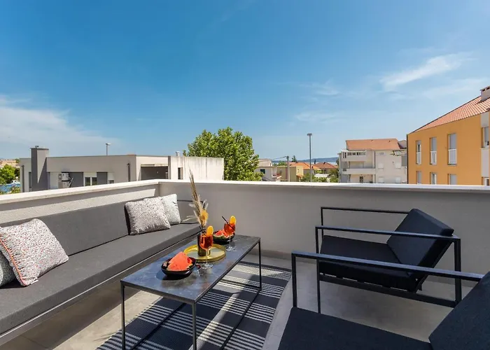 Bonaca With Terrace, Barbecue And Private Parking Apartmán *