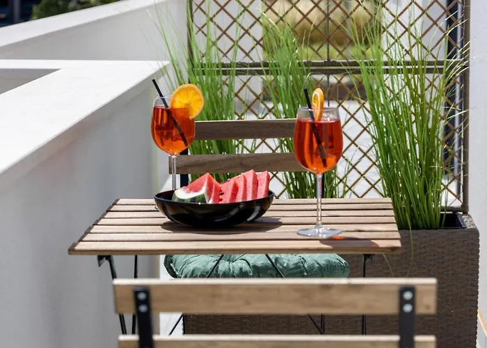 Bonaca With Terrace, Barbecue And Private Parking Apartmán Kaštela