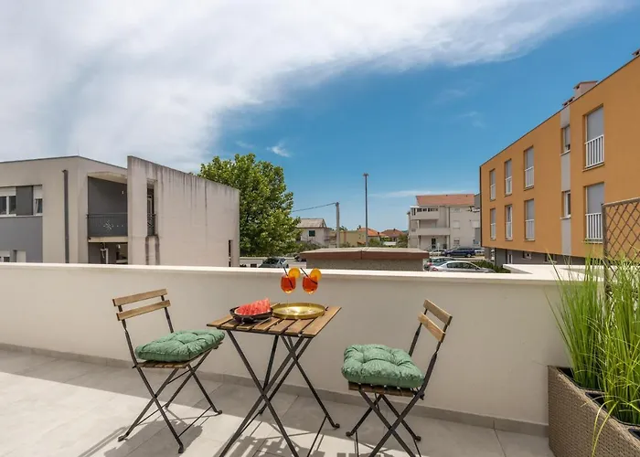 Apartmán Bonaca With Terrace, Barbecue And Private Parking *