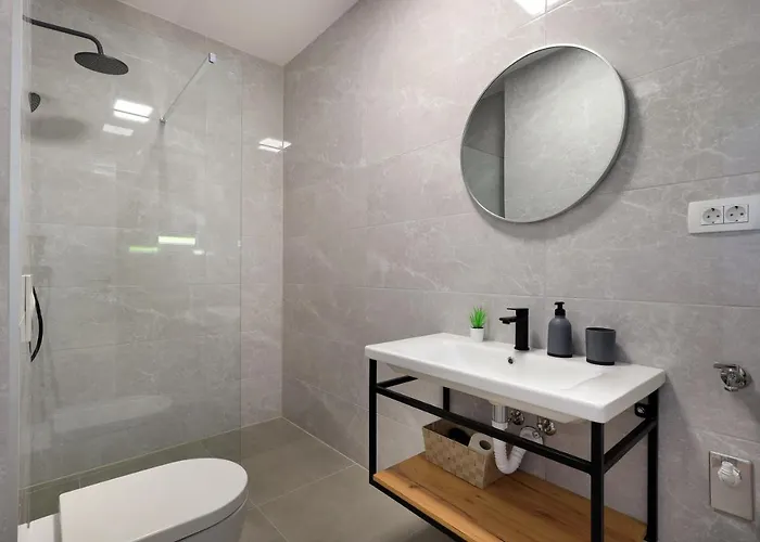 Bonaca With Terrace, Barbecue And Private Parking *